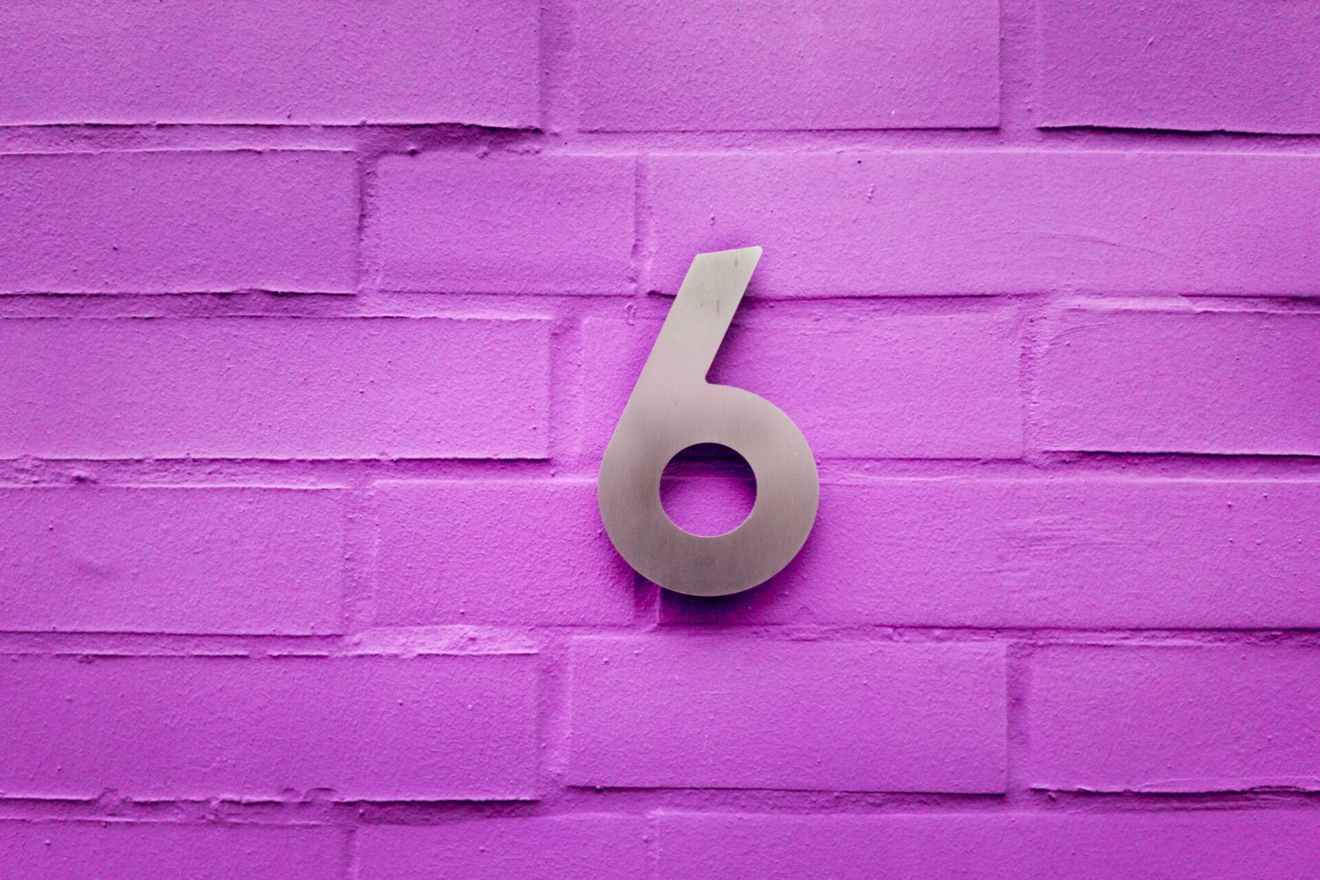 Photo of the number six